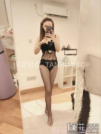 河东粉乳骚妹子